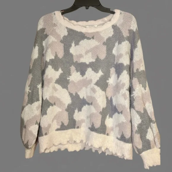 Umgee Fuzzy Knit Camo Sweater Gray Cream Medium Cozy Soft - Picture 1 of 9